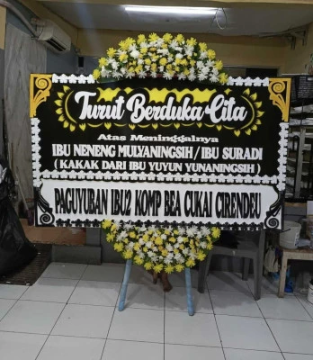 Papan Bunga di Lubangdukuh Butuh